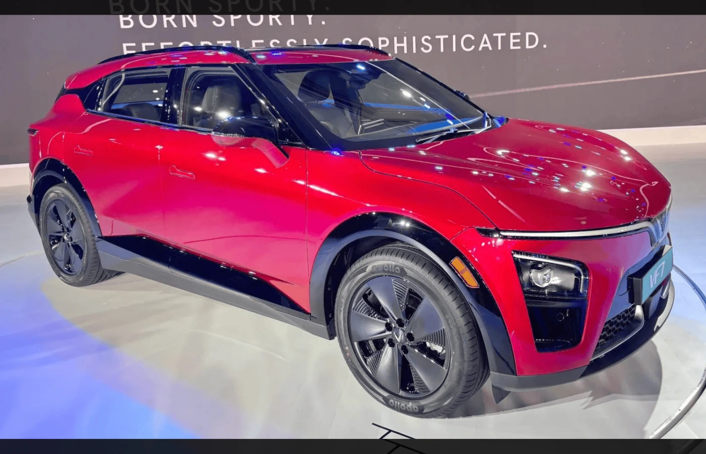 Vinfast has increased the prices of the VF6 and VF7 models by as much as Rs 1.3 lakh. Featured Image